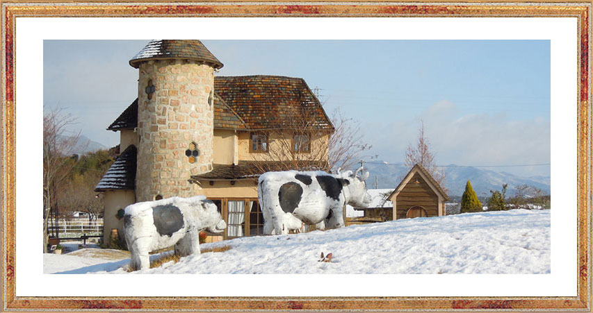 はちみつ専門店 豊川 みつばち村のさんぽ道